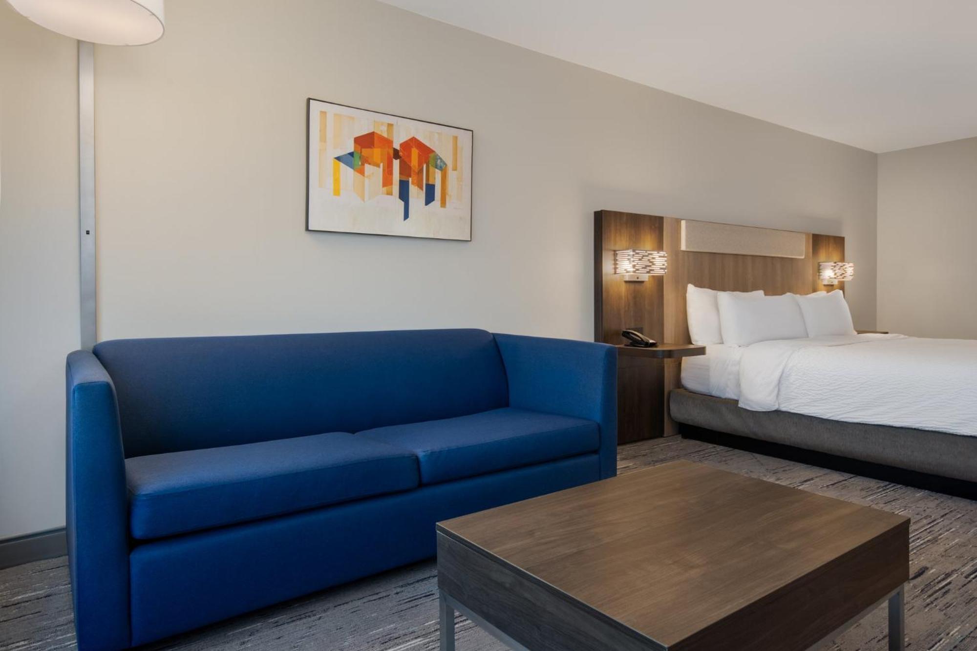 Holiday Inn Express & Suites Muskegon - Grand Haven By Ihg Bagian luar foto